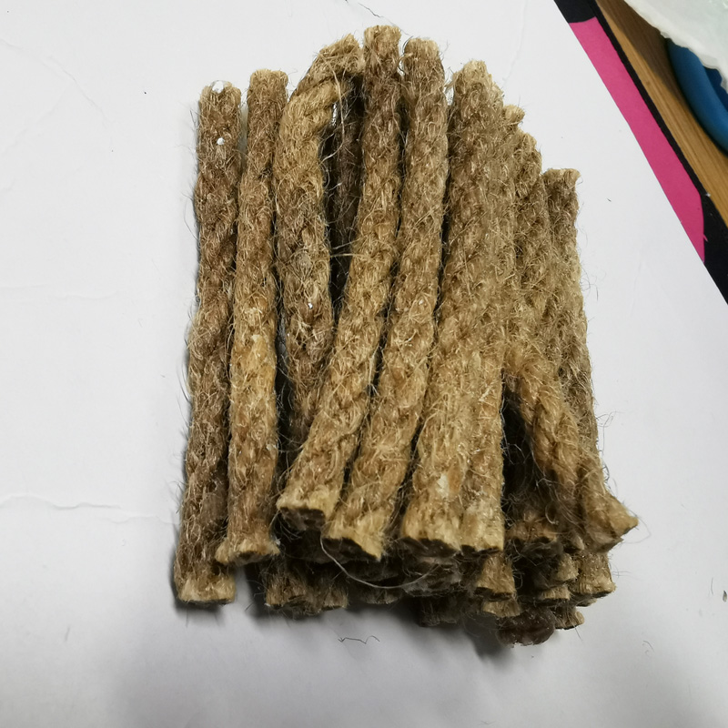 Outdoor Mini Wax Hemp Rope Por - Fire Starting Kit recension och pris